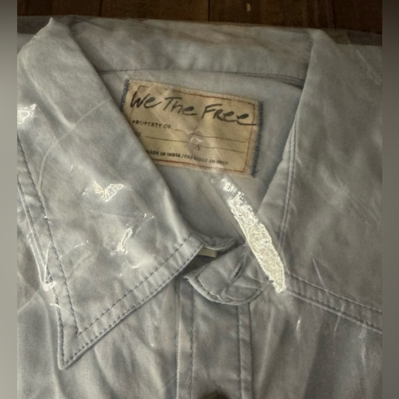 ▪️ NWT We The Free Freddie Shirt in Oxford Blue-Small - Picture 7 of 11